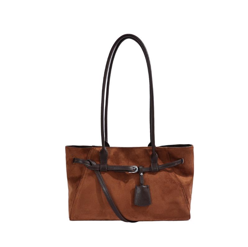Underarm Bag Vintage Style Handbag with Large Capacity for Commuting