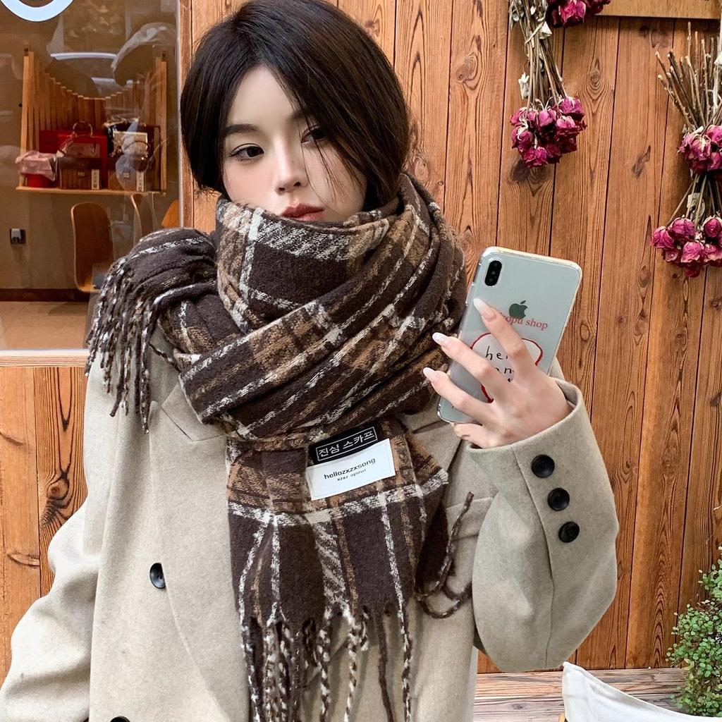 Autumn and winter new imitation cashmere scarf women's winter warm thickened outer shawl student plaid simple fashion scarf