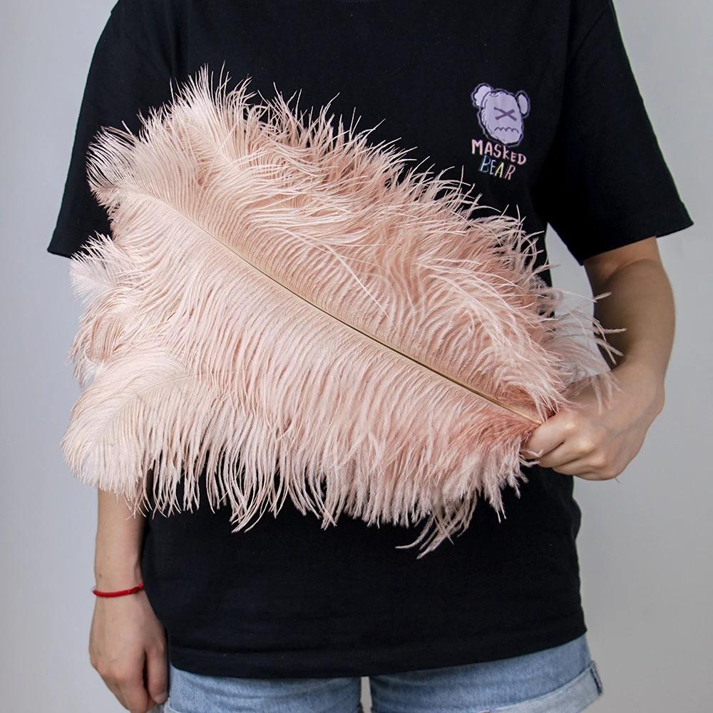 10Pcslot Natural Long Ostrich Feather Bulk 40-65CM16-26inch for Wedding Party Dining Table Center Vase Decor Home Lamp Feather