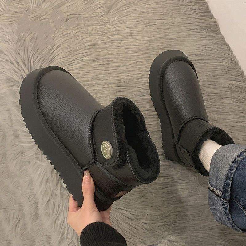Snow Boots Women's Thick-soled Super Soft Muffin Velvet Thickened Waterproof and Non-slip Fur Integrated 2025 New Bread Short Boots