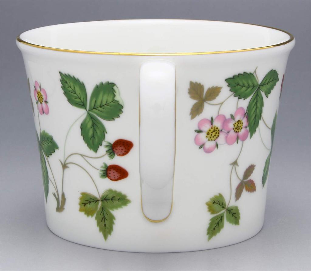 [Officially Imported] Wedgwood Bone China Wild Strawberry Pair Coffee Cup & Saucer (Delphi) Wedding Gift 1053377