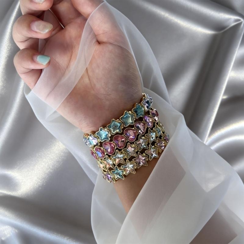 Clasp-Free Stretch Bracelet,Translucent Multicolor Details and Gold-Tone Alloy Wristband for Everyday Outfits and Parties