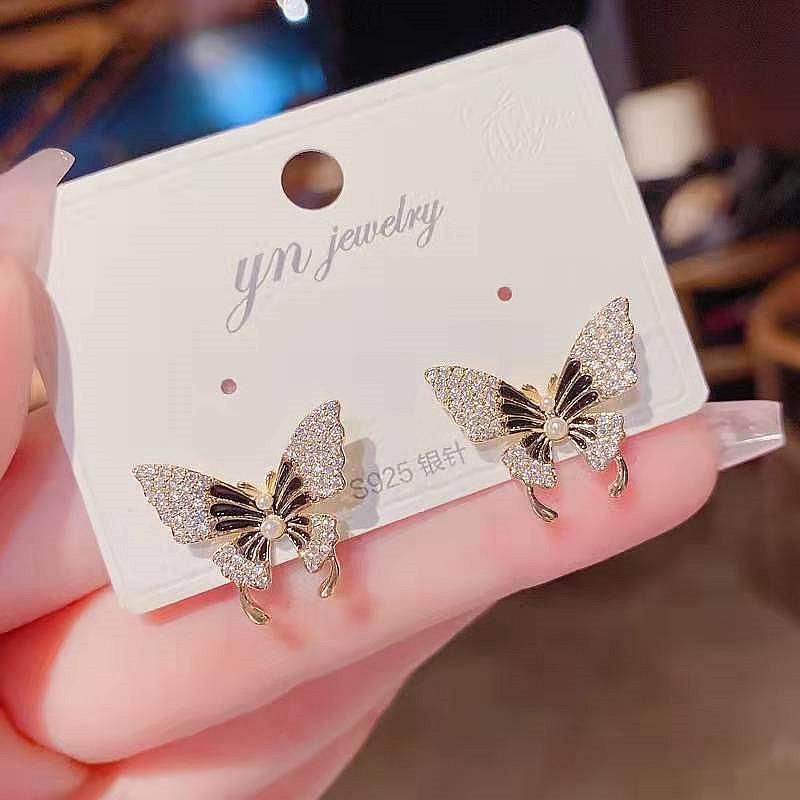JWER Bling Earrings For Women Butterfly Zircon Ear Jewelry Vintage Wedding Earrings Student Ladies Silvery Wholesale Female