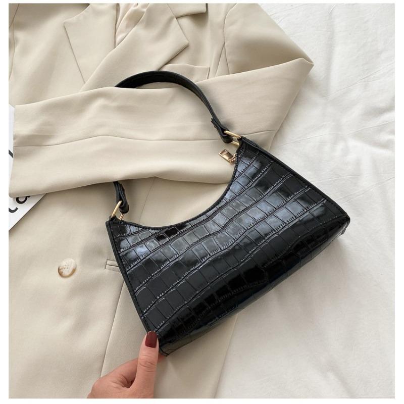 Niche Retro Bag Women's Summer New Trendy Little Crocodile Pattern Underarm Bag Stick Bag Single Shoulder Messenger Bag