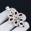 Natürlicher roter Korallen-Edelsteinanhänger aus 925er Sterlingsilber – handgefertigtes Blumendesign aus roter Koralle, perfekt als Geschenk, für Partys und Eleganz im Alltag