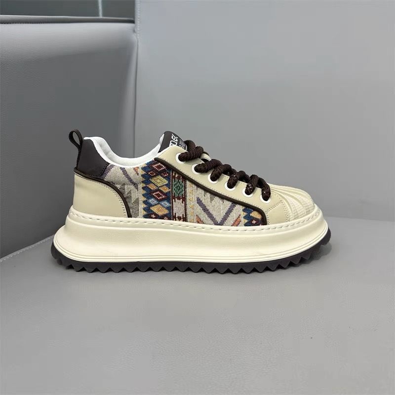 Herbsttrend beliebte Herrenschuhe trendige brandneue Mode Freizeitschuhe Herren bequeme und vielseitige Low-Top Sportschuhe Herren
