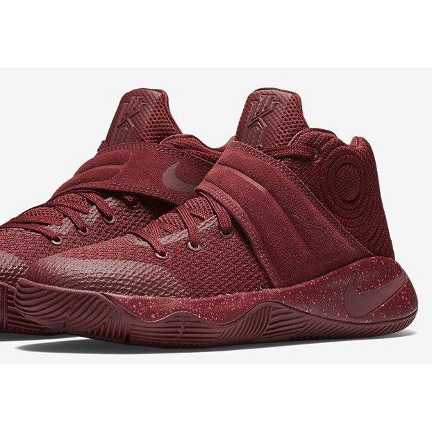 Nike Kyrie 2 `Red Velvet` (Unisex)