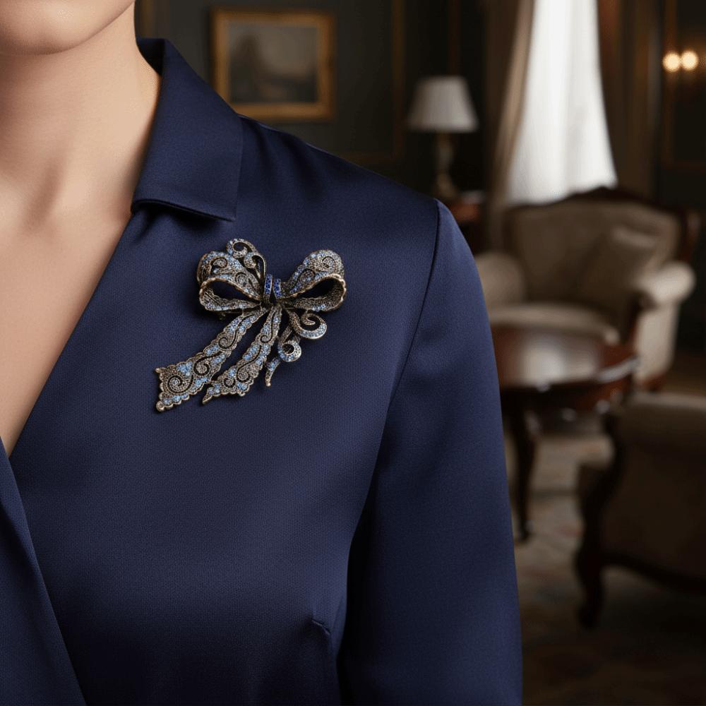 Luxury Rhinestone Bow Brooch Trendy Jewelry Bowknot Pin Fashion Crystal Inlaid Brooch Evening Gala