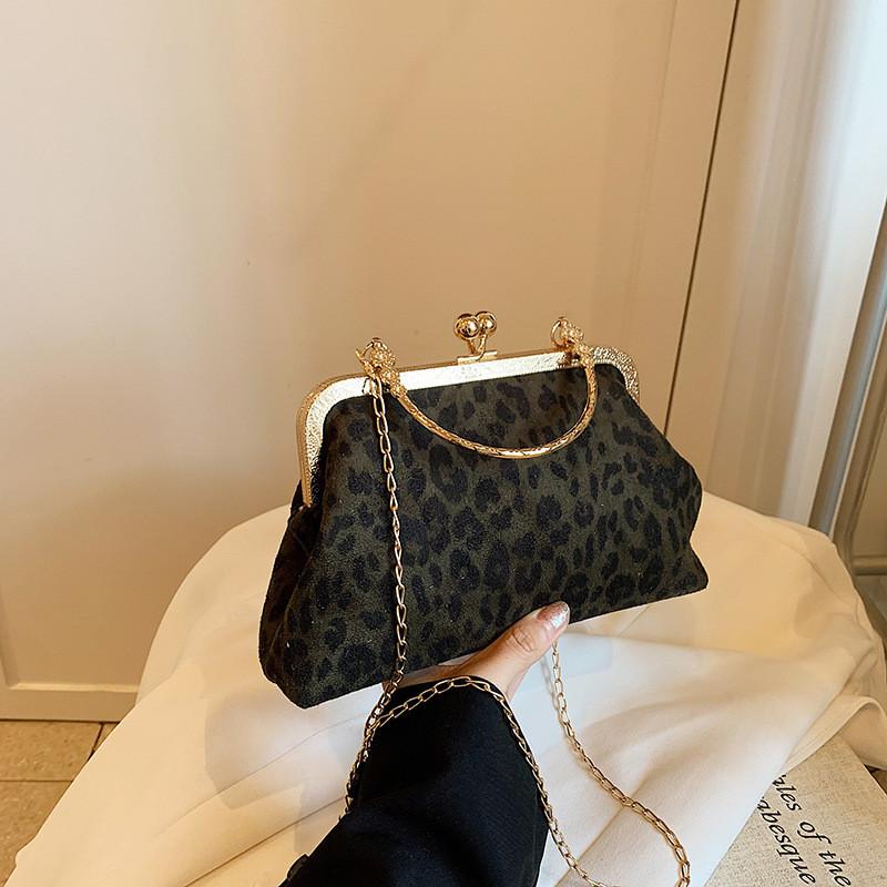 

Vintage Stylish Korean Shoulder Bag With Chain Strap Ideal For Casual Commuting чёрный