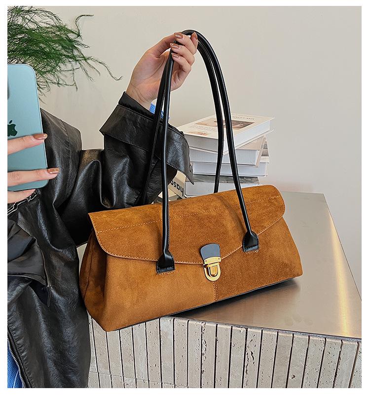 High-End Women's Fashion Shoulder Handbag - Large Capacity, Niche Design