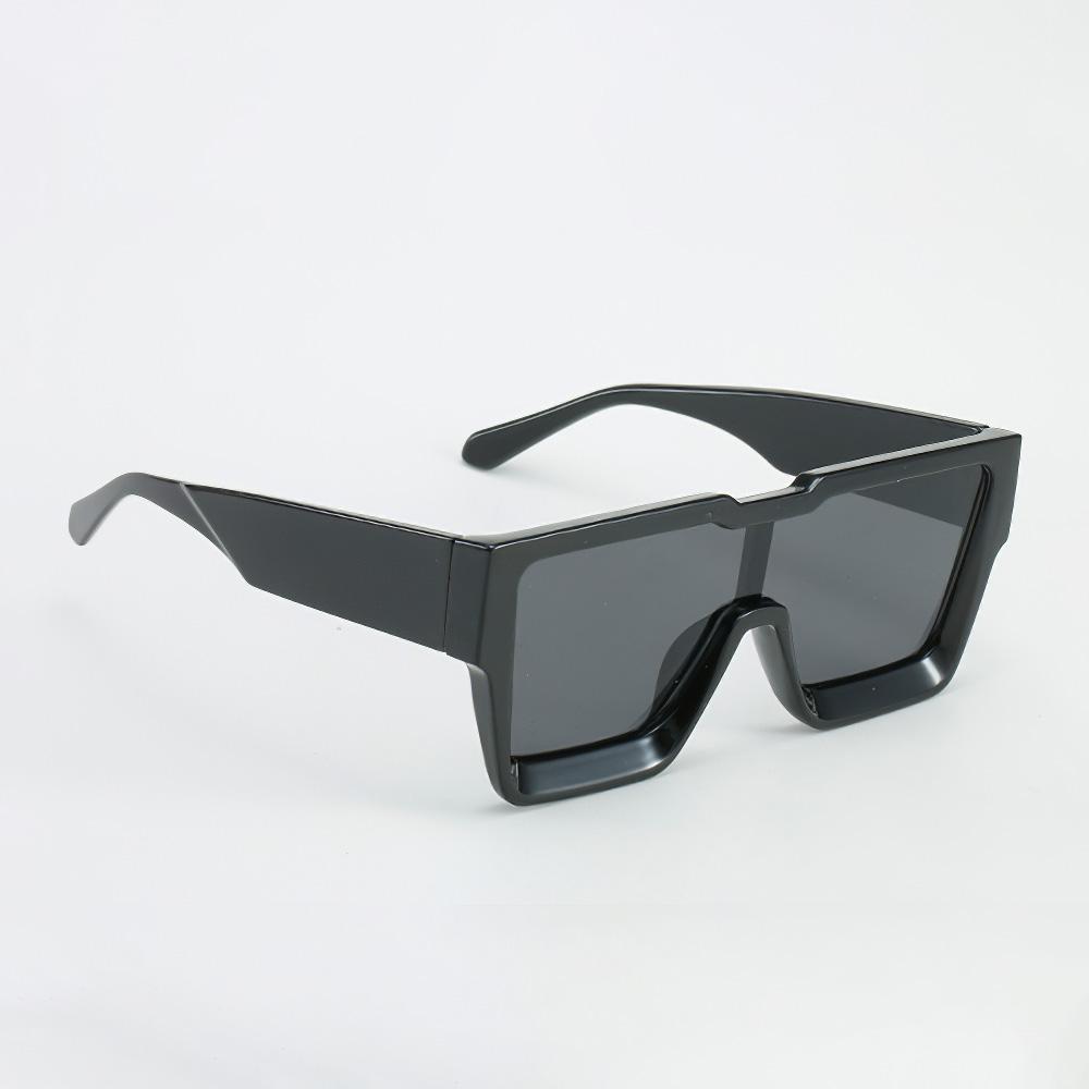 Vintage Trendy Sunglasses for Women Minimalist Square Glasses Gradient Color Fashion Gift for Friend
