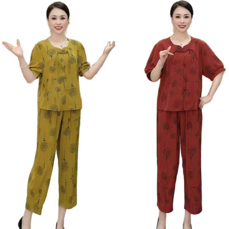Trendy Plus Size Summer Two-Piece Set for Mid-aged & Elderly: Stylish Loose Short Sleeve Top & Pants