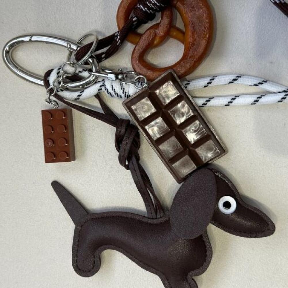 Dabimong Dakuni Bag Charm Leather Keyring Dog Keyring 3 Colors