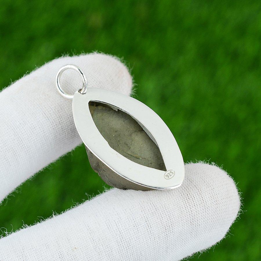 Sterling Silver Labradorite Rough Gemstone Bezel New Daughter Pendant Jewelry