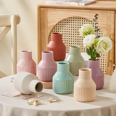 Elegante Mini-Keramikvase für frische oder getrocknete Blumen - Perfekt für Arrangements und Qixi-Geschenke