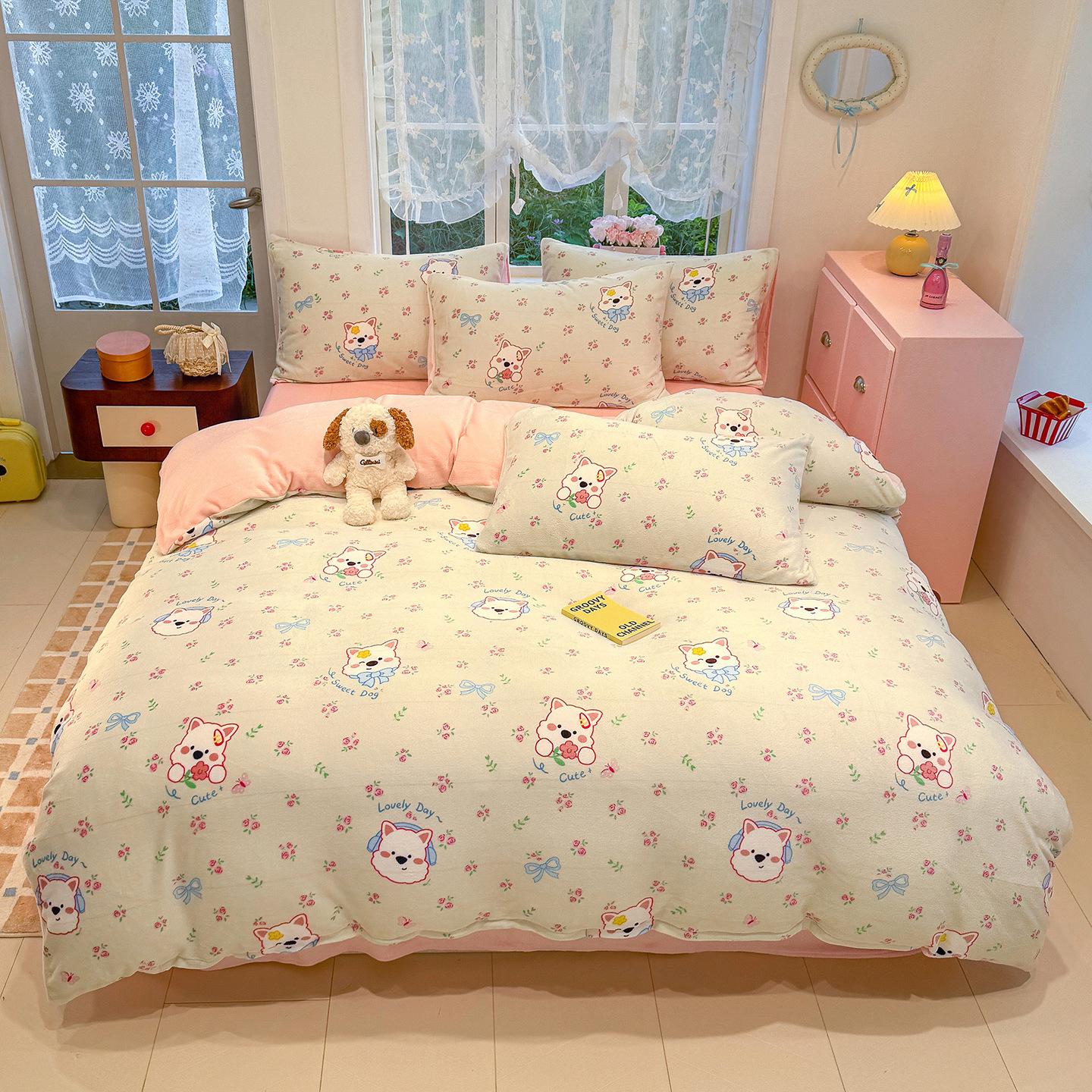 

Утепленный комплект из четырех предметов из молочного флиса, мультяшный стиль, принадлежности для ношения, общежитие, трехпредметный комплект, приятный для кожи quilt cover 200 * 230-1.8 m 4pc