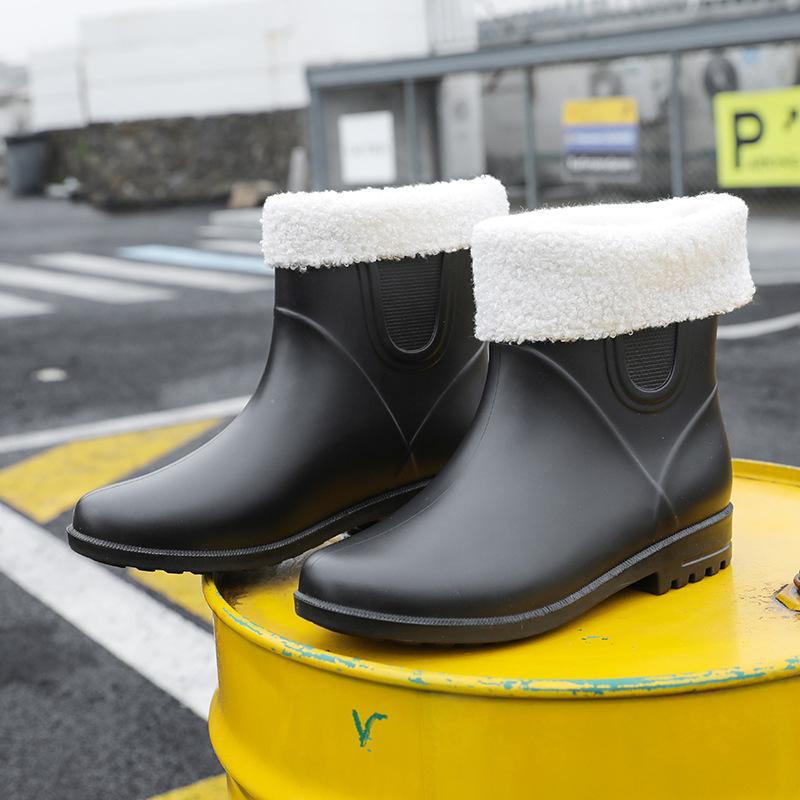 Rain Shoes Women's Short Tube New Fashion Water Shoes Non-slip Waterproof Light Wear-resistant Water Boots Car Wash Kitchen
