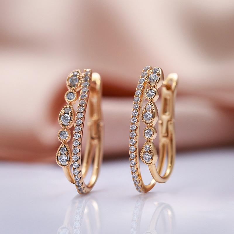 

1 Pair of Fashionable Classic Inlaid Zircon Geometric Pendant Earrings, Women s Retro Trendy Accessory Zircon
