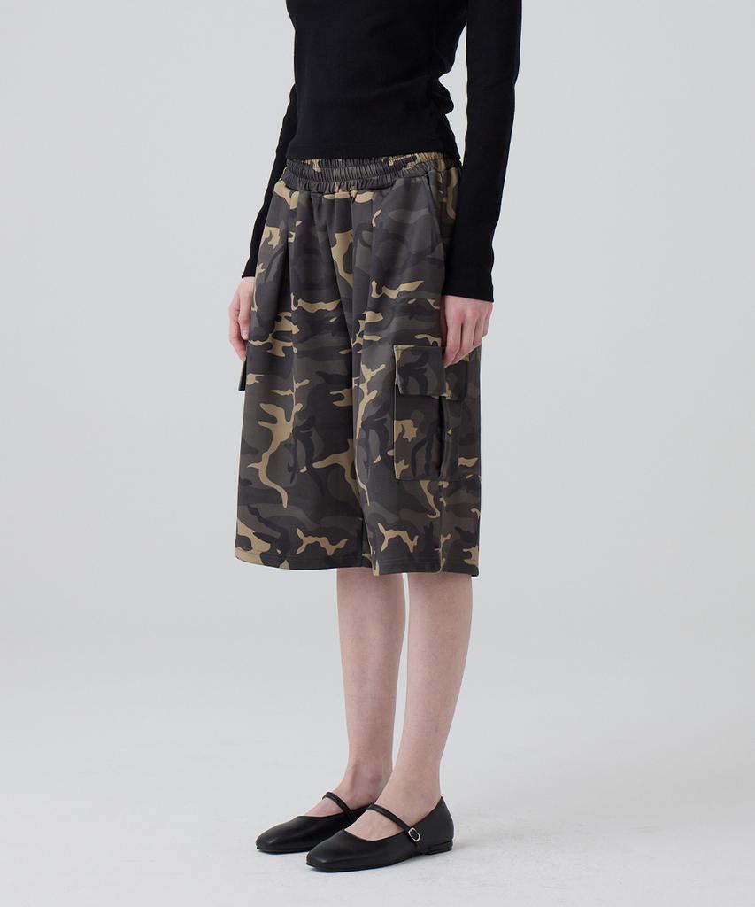 DANGLEDROP Dgdp Bermuda Camo Point Cargo Sweat Shorts_Khaki