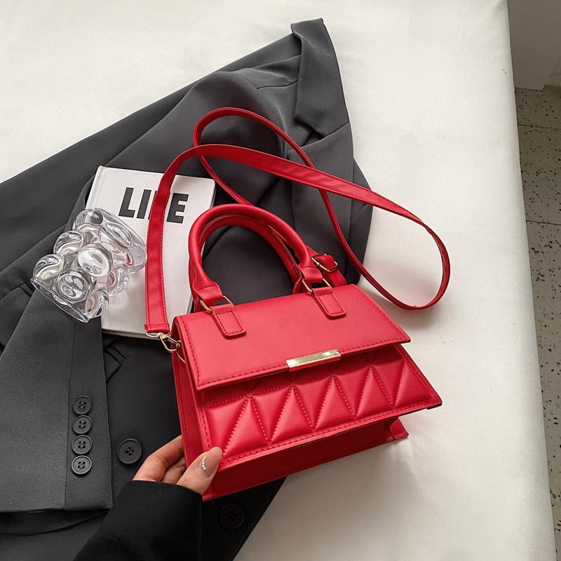 

Trendy Street Style Pu Leather Small Crossbody Bag For Women With Magnetic Closure червоний