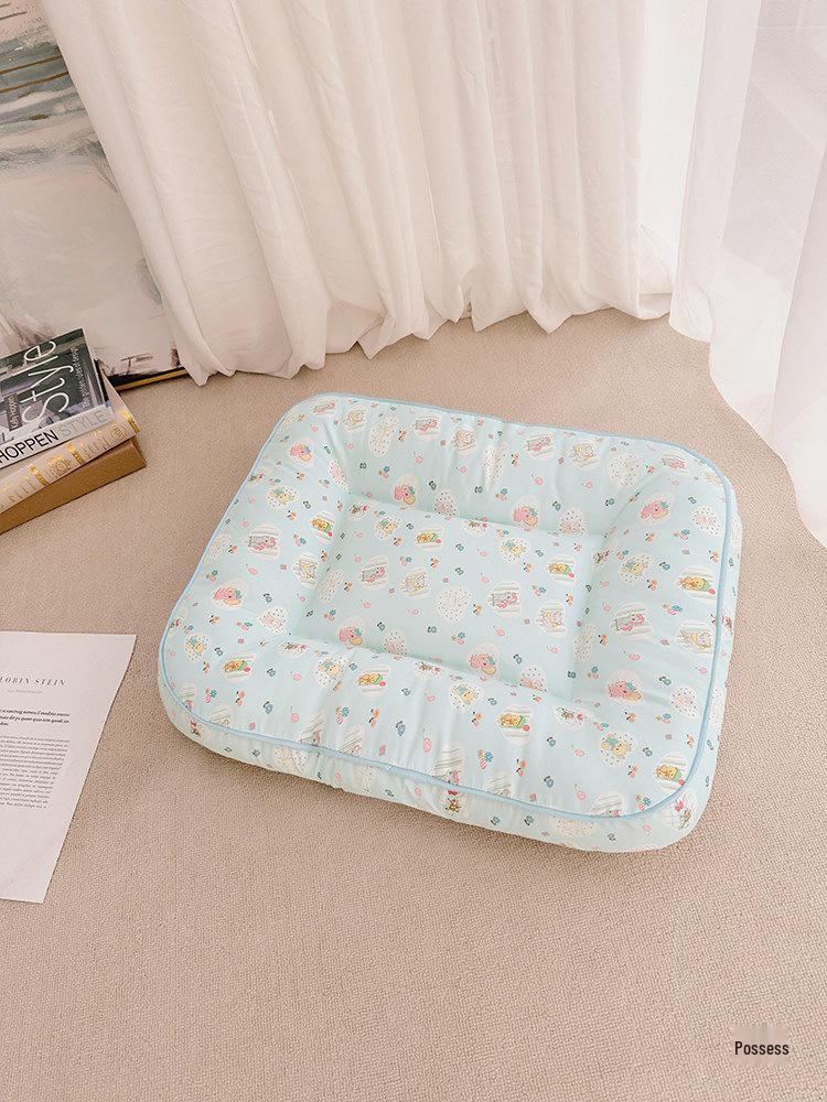 All-Season Washable Pet Sleeping Mat for Rabbits, Cats, and Dogs