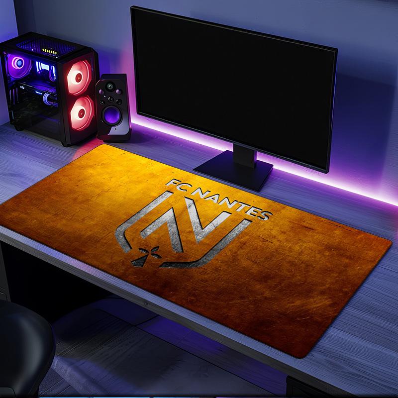 Fc Nantes Crest Design mouse pad, rubber base, esports desk mat, mouse pad for gamers and office use, gaming desk , easy to clean mat