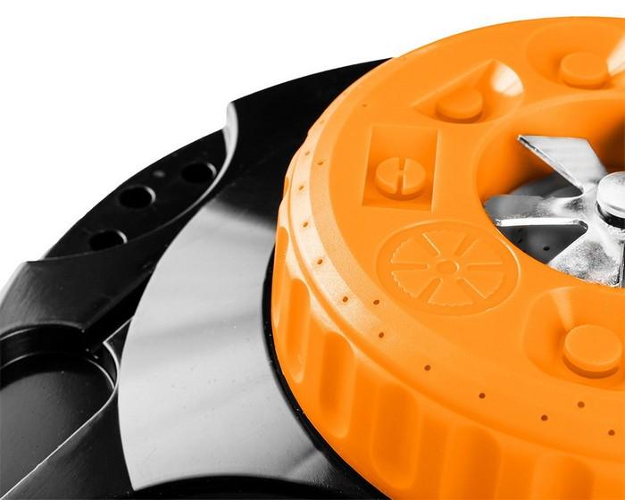 9-Function Garden Sprinkler With Mounting Pins - T N15-780