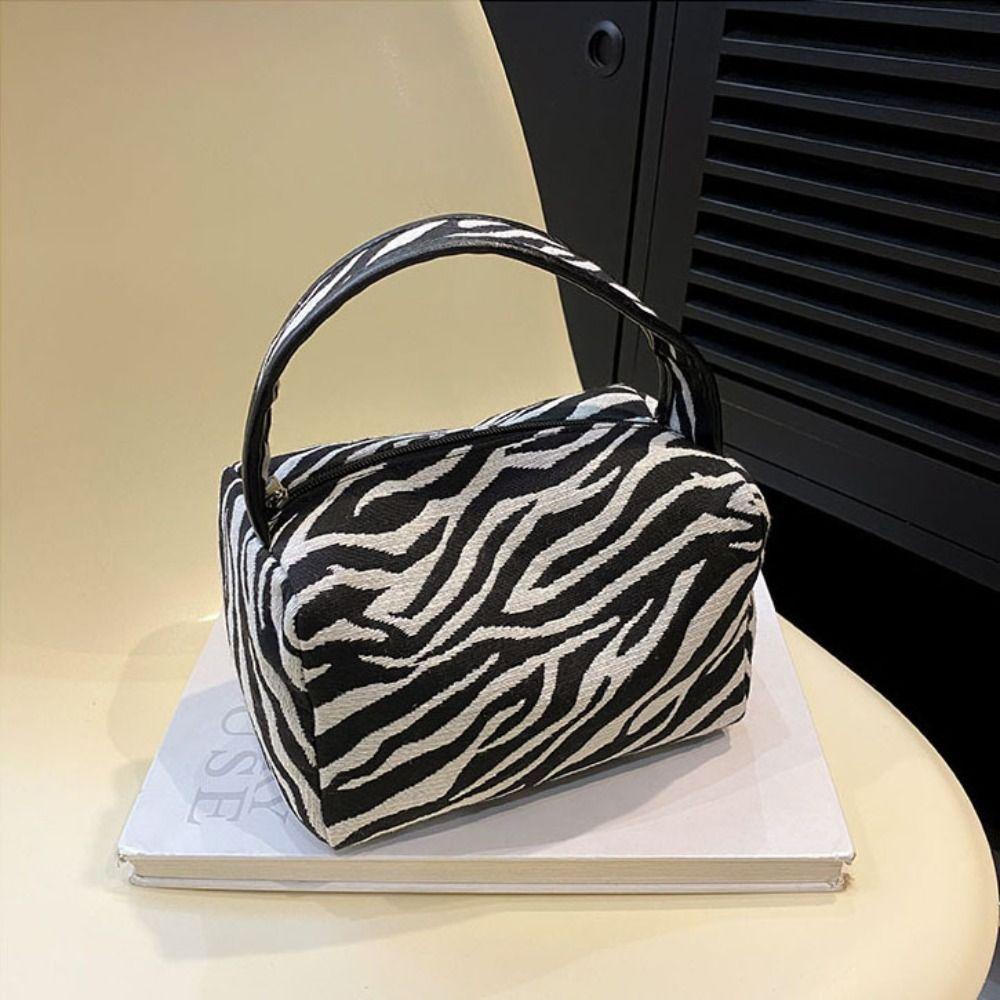 Skincare Organizer Canvas Pillow Bag Large Capacity Make Up Pouch Bag Leopard Makeup Bag  Travel