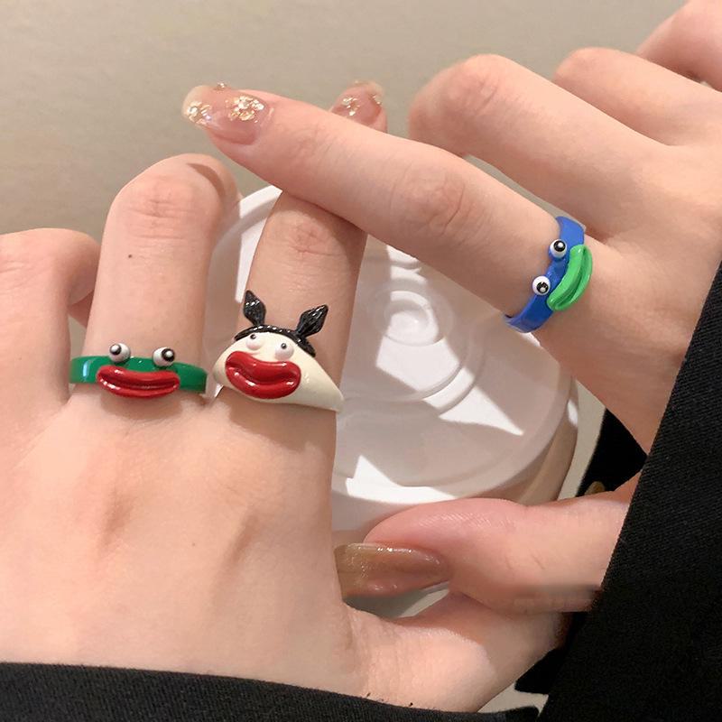 Adorable Cartoon Sausage Mouth Ring: Quirky, Fun, and Fashionable Hand Jewelry