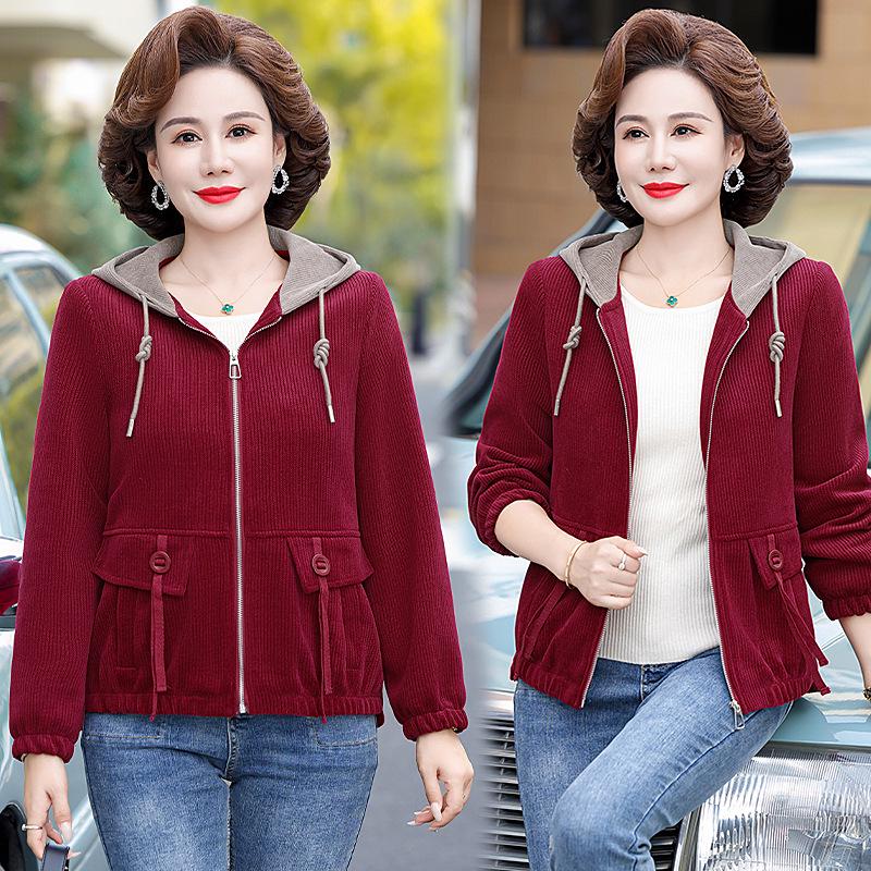 

Женская короткая куртка с капюшоном из коллекции «Весна 2025», модная повседневная одежда для женщин среднего и пожилого возраста 4XL (135-145 lbs) вино красного