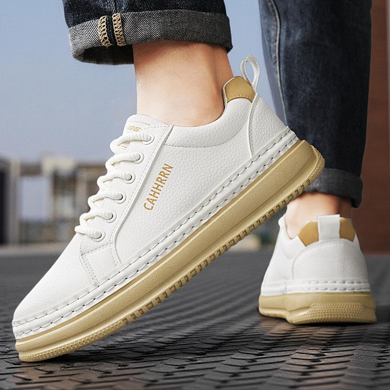 Breathable Casual Shoes Korean Men Slip-on Couples Sneakers Skateboard Shoes Walking Flats Shoes Comfortable Outdoor Sneakers