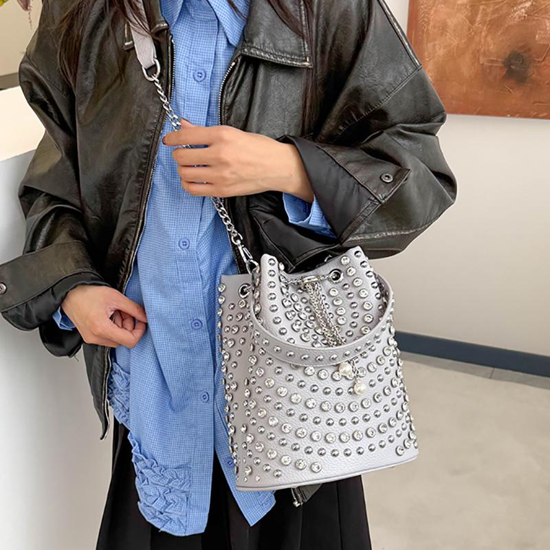 Retro Small Rivets PU Leather Shoulder Bag for Women 2025 Punk Style Bucket Handbags and Purses Females Crossbody Bags