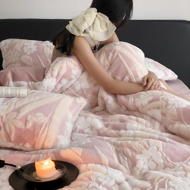 Oriental Pine Wood Scent 4-Piece Bedding Set