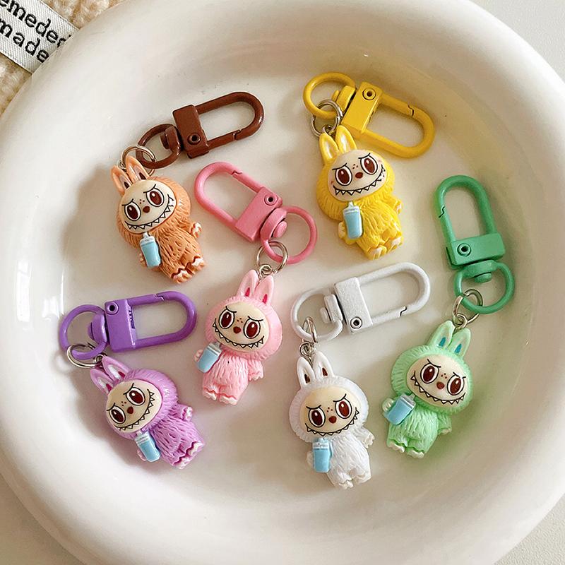 Niedlicher Cartoon Kawaii Labubu Schlüsselanhänger Anhänger Lustiger Auto-Schlüsselring Exquisite kreative Rucksack-Dekoration Zubehör Geschenke