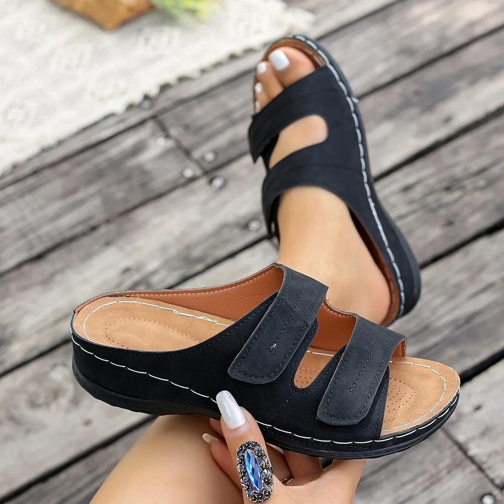Fashion Women Slippers Platform Lightweight Sandals 2025 New Summer Shoes for Women Designer Slides Women Casual Wedges Slippers Femme