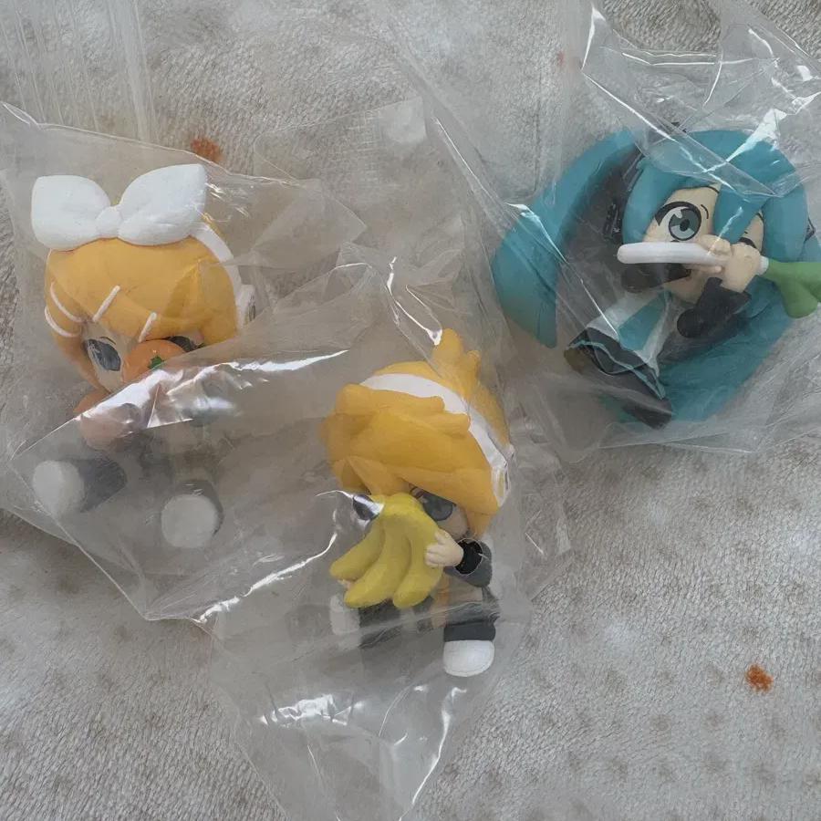 

Miku Hide And Seek Gacha Figures Batch