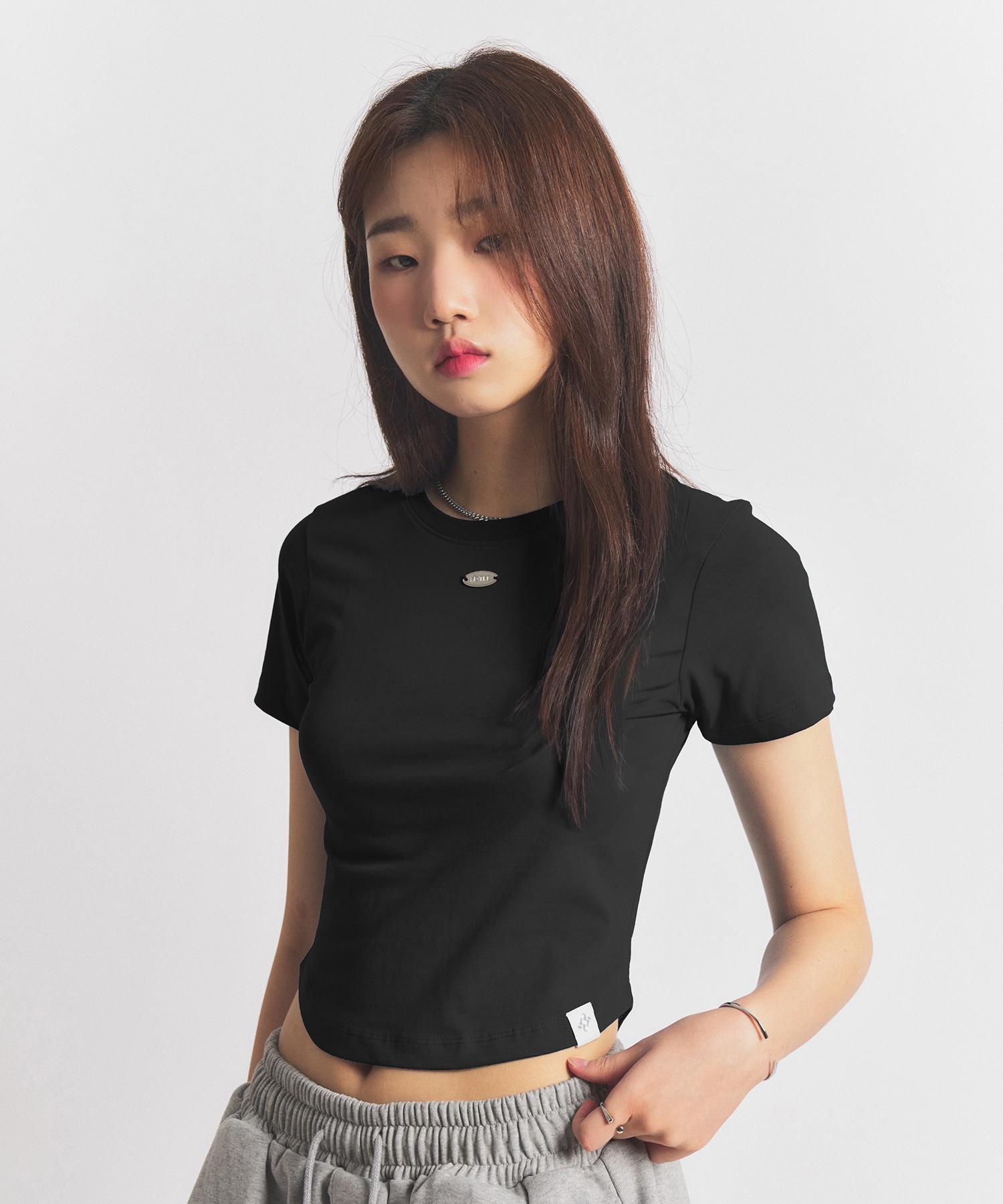 Nil Rise Round Semi Crop T-Shirt Black Black/M