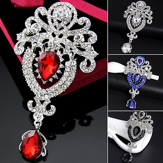 Brooch Exquisite Crown Design Luxury Fashion Diamante Brooch Pin for Holiday