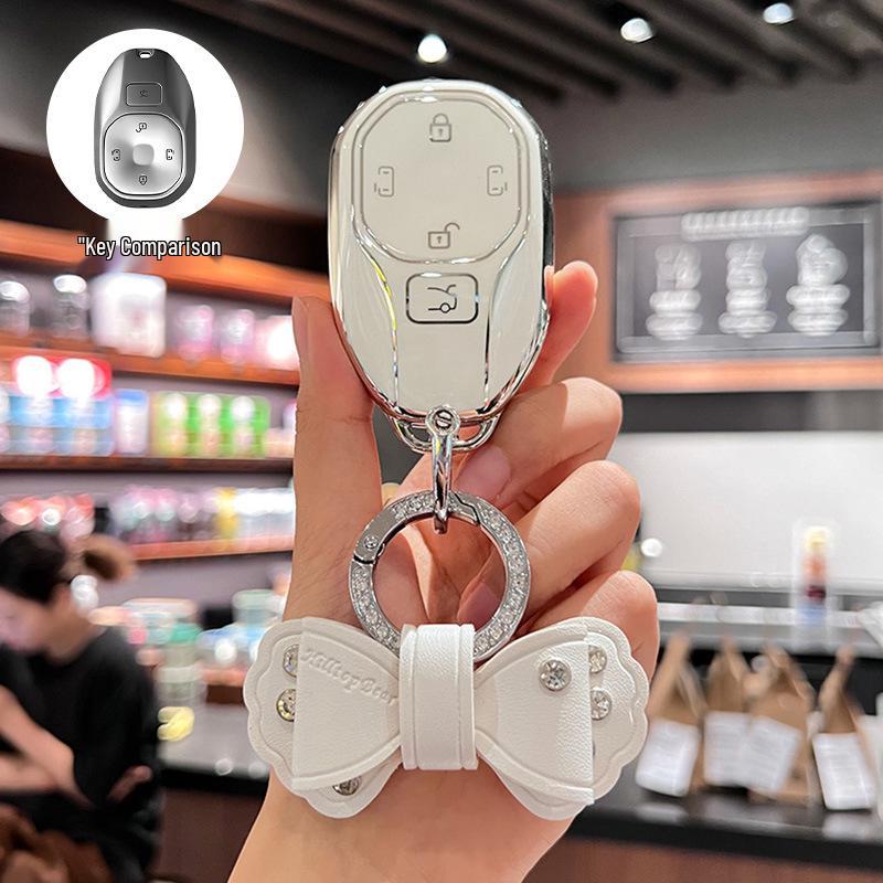GAC Trumpchi M8 Key Cover: Compatible with Master, Grandmaster, E8, E9, S7 Models - Luxury Snap Shell for Women