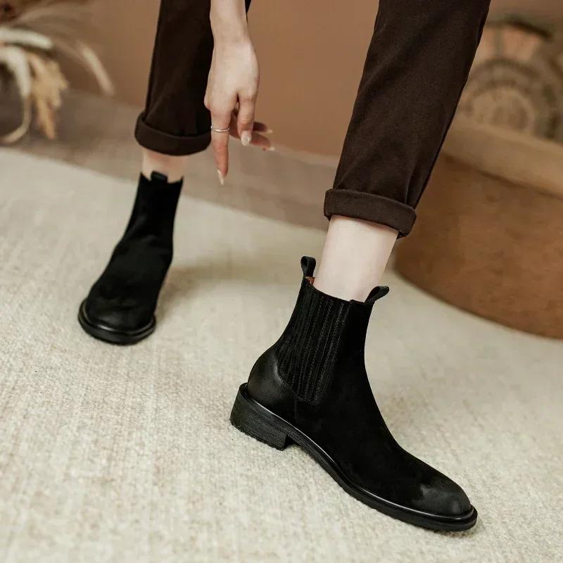 Fashion 2025 New Autumn Women Boots Chelsea Boots Genuine Leather Women Shoes Winter Retro Ankle Boots Leather Ladies Shoes Cowhide