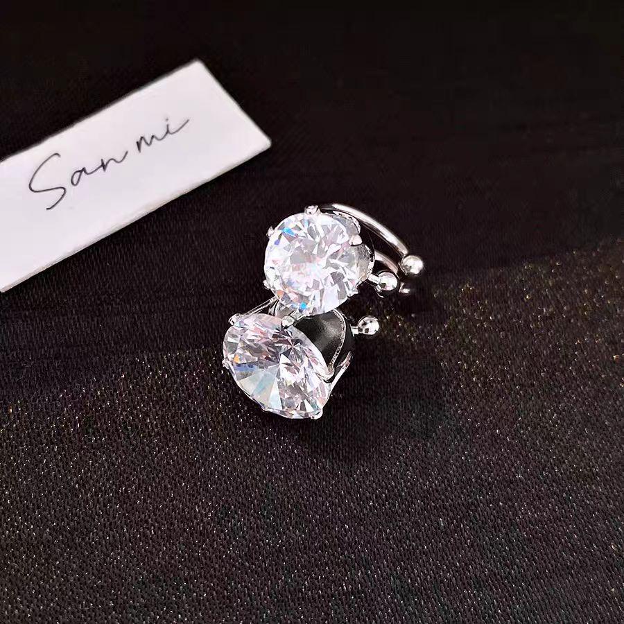 Геометрический кафф из циркония: Стильный, универсальный и крутой дизайн