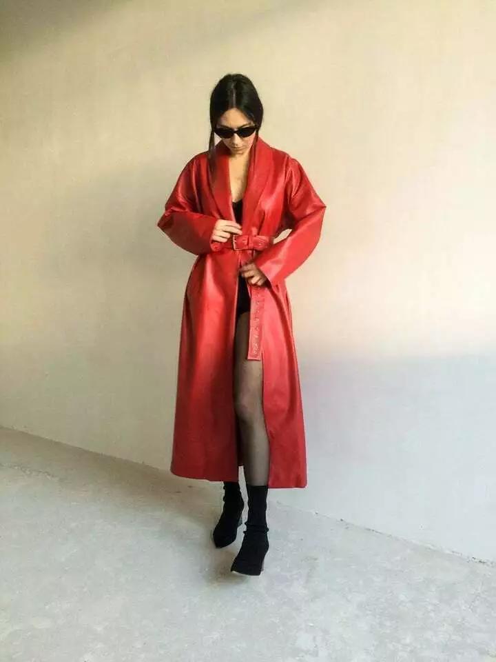 Módní Stylový Dlouhý Vnější Oděv Dámský Pravá Jehněčí Kůže Kožený Trenčkot Červený