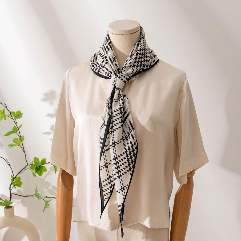 Vielseitiger modischer und eleganter Schal aus Maulbeerseide Herbst Neu Damen Doppelkrepp-Schal Sonnenschutz Warmer Schal