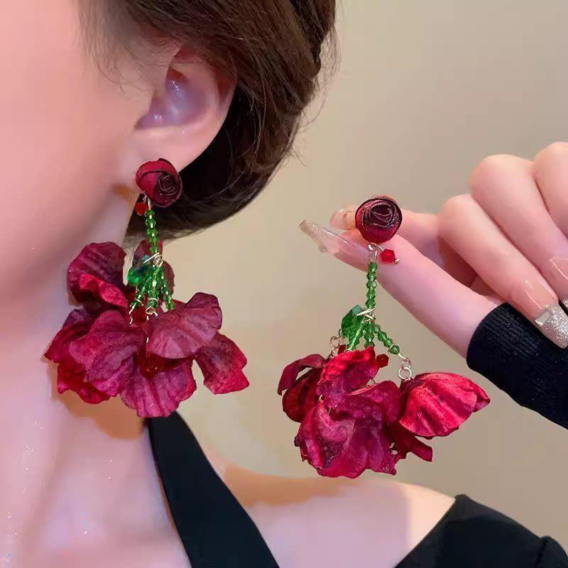 

Mori Style Pink Lace Petals Fashion Exaggerated Vacation Style New Arrival Earrings 2025 Super Popular INS Special-Interest Earrings Exaggerated Dark Red Rose Earrings