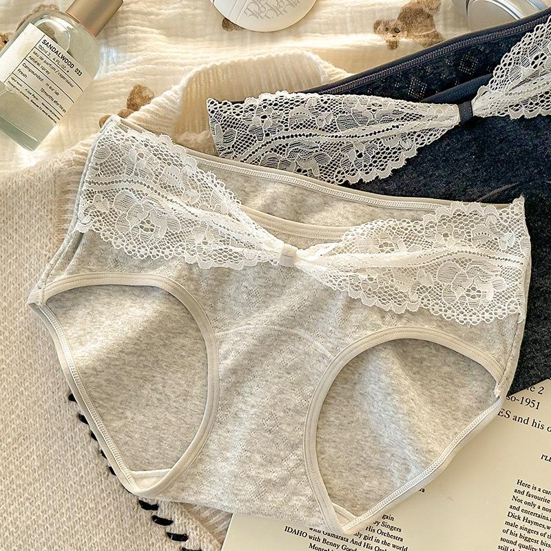 Ladies Spring and Autumn Sexy Lace Pure Cotton Waist Extended Crotch Triangle Briefs