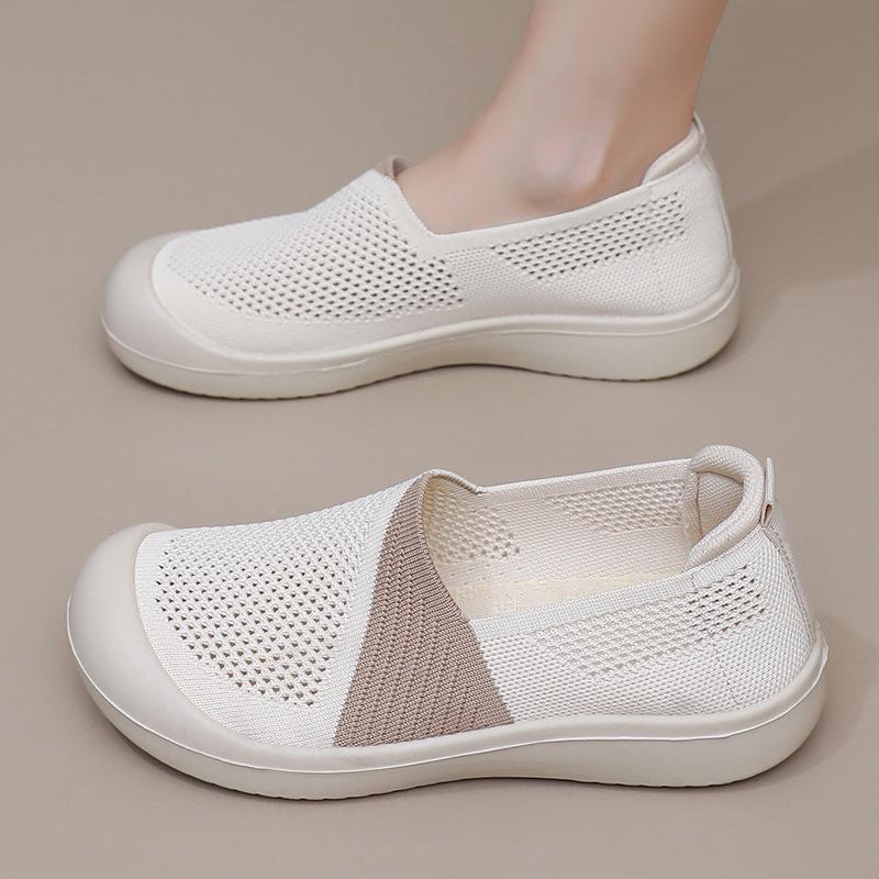 Summer New Old Beijing Cloth Shoes Women's Mesh Shoes Mesh Hollow Breathable Lightweight Mother Shoes Soft Sole Non-slip Casual Shoes