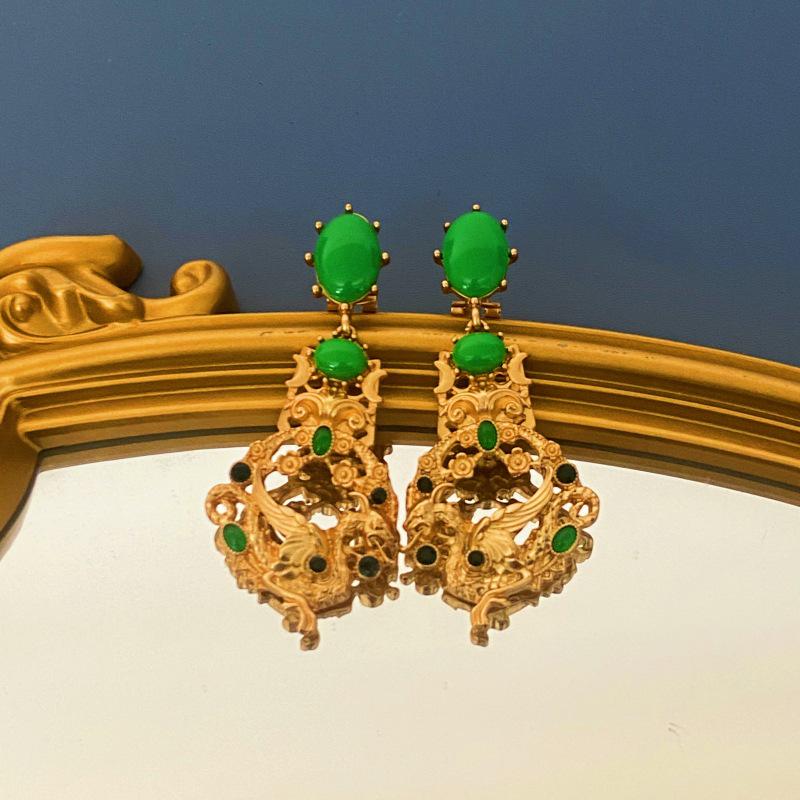 

Vintage Hong Kong Style Dragon Pattern Green Glass Stud Earrings