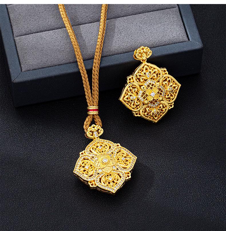Vintage Ruyi Necklace: Diamond-Set Gold Pendant with Court-Style Safety Lock