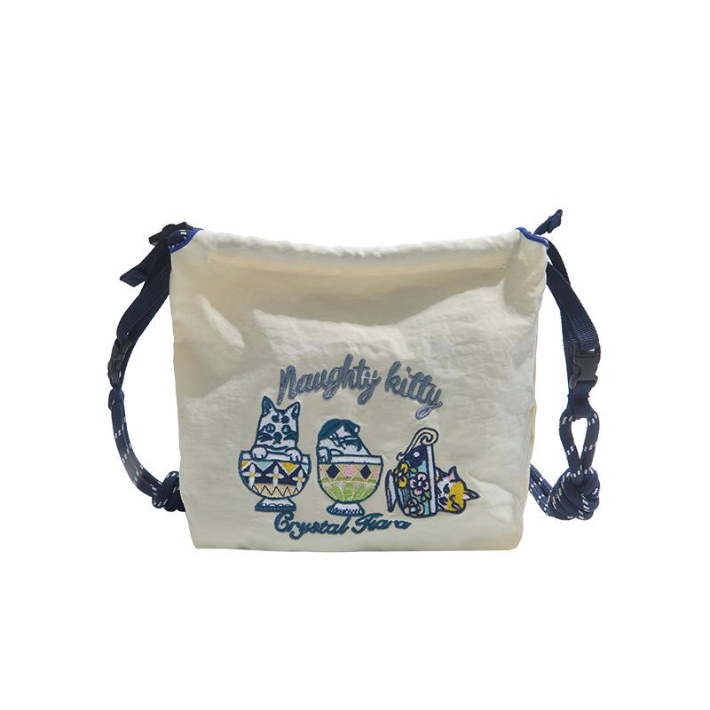 Niche Design Casual Simple Personality Fashion Women's Shoulder Messenger Bag 2025 Autumn New Foreign Style Bucket Bag