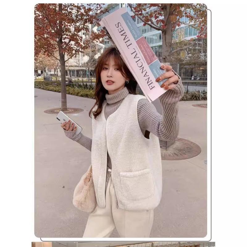 Spring, Autumn and Winter New Lamb Plush Vest Outer Coat Retro Style Vest Women's Fur Integrated Vest Thick